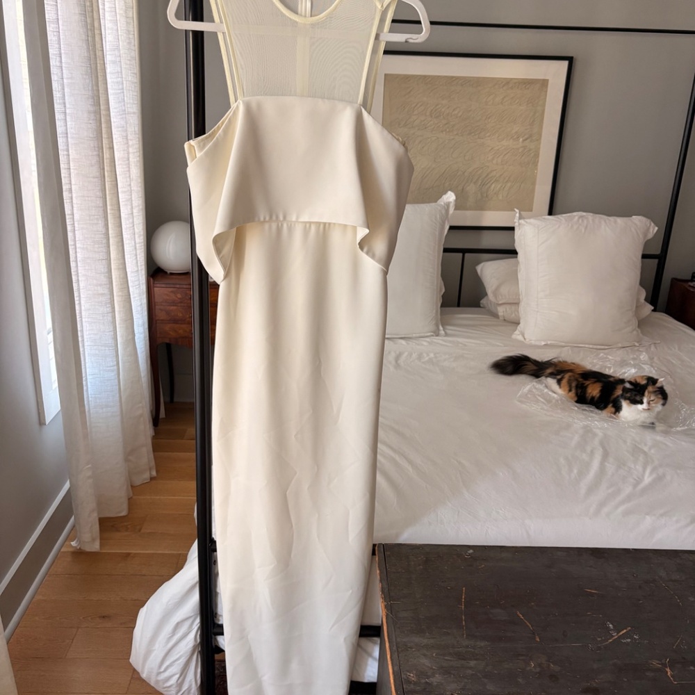 AQ/AQ Evening Gown / Maxi Dress / Wedding Dress — Very Good Condition - Picture 4 of 6